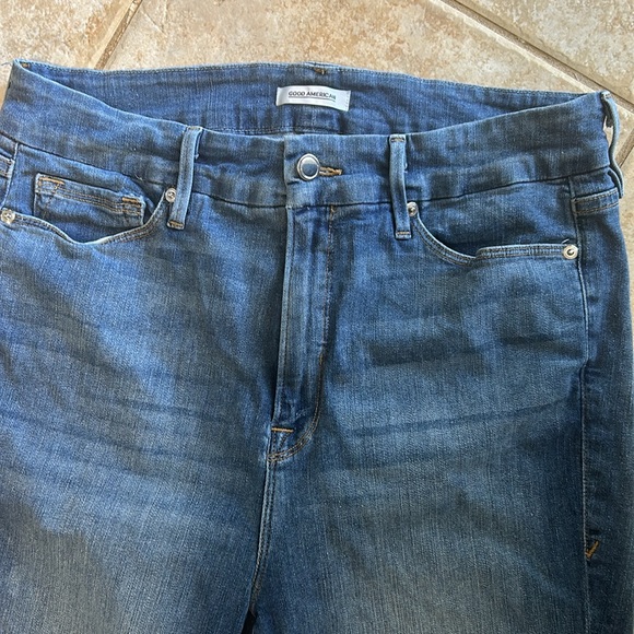 Good American Good Legs Blue 107 Distressed Skinny Jeans Women's size 16 - Picture 4 of 8